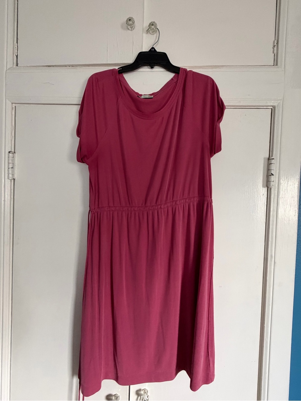 Everyday Short-Sleeve Midi Dress in Rose